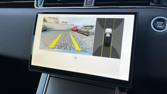 Land Rover Range Rover Evoque 1.5 P270e Dynamic SE 5dr Auto With Heated Front Seats and Fixed 