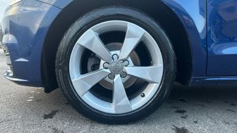 Audi A1 1.0 TFSI Sport 5dr S Tronic Air conditioning  electric windows.