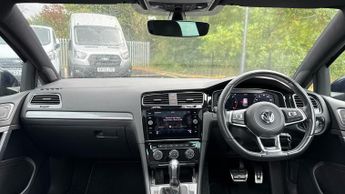 Volkswagen Golf 2.0 TDI R-Line 5dr DSG (Heated Front Seats)(Active Info Display)