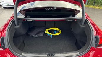 Mercedes-Benz A-Class A250e AMG Line Premium Edition 4dr Auto (Parktronic Park Assist)