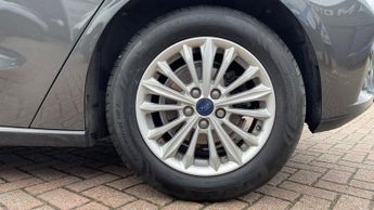 Ford Focus 1.0 EcoBoost 125 Titanium 5dr Auto