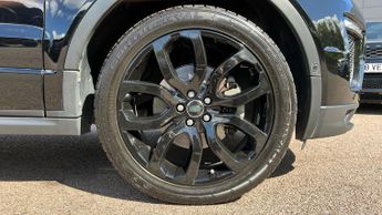 Land Rover Range Rover Evoque 2.0 Ingenium Si4 HSE Dynamic Lux 5dr Auto With Heated Front and 