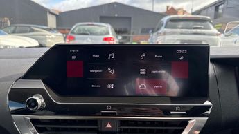 Citroen C4 1.2 PureTech (130) Shine 5dr Auto (Head Up Display)(Navigation)(