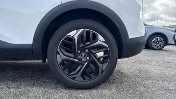 Citroen C4 1.2 PureTech (130) Shine 5dr Auto (Head Up Display)(Navigation)(