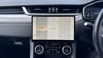 Jaguar F-PACE 2.0 P400e R-Dynamic SE 5dr Auto AWD