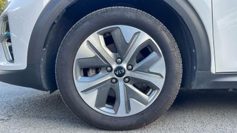 Kia Niro 150kW 4 64kWh 5dr Auto - Navigation - Rear Camera - Heated Front