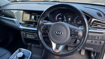 Kia Niro 150kW 4 64kWh 5dr Auto - Navigation - Rear Camera - Heated Front
