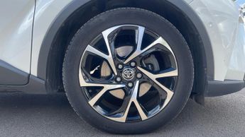 Toyota CHR 1.8 Hybrid Design 5dr CVT - Heated Front Seats - Reverse Camera 