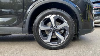 Nissan Qashqai 1.3 DiG-T MH 158 N-Connecta 5dr Xtronic