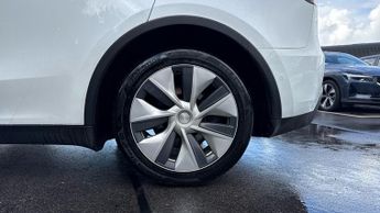 Tesla Model Y Long Range AWD 5dr Auto (Heated Seats)(Rear Parking Camera)(Adap