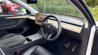 Tesla Model Y Long Range AWD 5dr Auto (Heated Seats)(Rear Parking Camera)(Adap