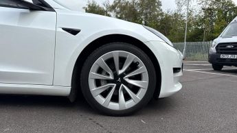 Tesla Model 3 Standard Plus 4dr Auto (Panoramic Glass Roof)(Heated Front Seats