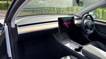 Tesla Model Y Long Range AWD 5dr Auto (Heated Seats)(Rear Parking Camera)(Adap