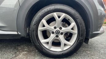 Nissan Juke 1.0 DiG-T N-Connecta 5dr DCT - Navigation - Cruise Control - Rev