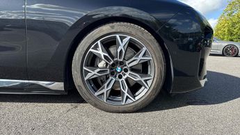 BMW i7 400kW xDrive60 Excellence Pro 105.7kWh 4dr Auto