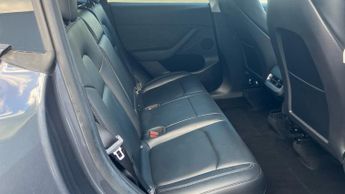Tesla Model Y Long Range AWD 5dr Auto