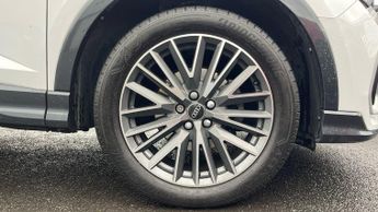 Audi Q3 35 TFSI S Line 5dr S Tronic - Rear Parking Sensors - MMI Navigat