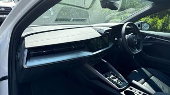 Audi A3 40 TFSI e S Line 5dr S Tronic (Comfort/Sound Pack)(Navigation)(C