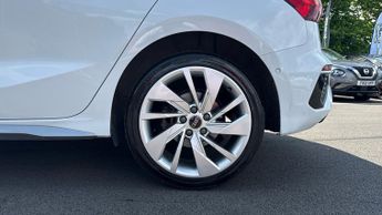 Audi A3 40 TFSI e S Line 5dr S Tronic (Comfort/Sound Pack)(Navigation)(C