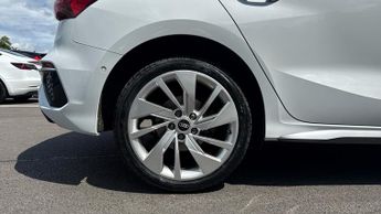 Audi A3 40 TFSI e S Line 5dr S Tronic (Comfort/Sound Pack)(Navigation)(C