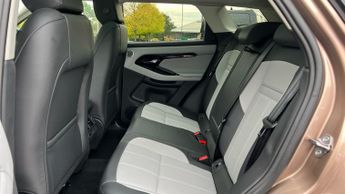 Land Rover Range Rover Evoque 2.0 D200 Dynamic HSE 5dr Auto With Fixed Panoramic Roof and Adap