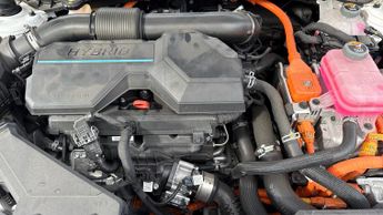 Hyundai Tucson 1.6 TGDi Hybrid 230 Ultimate 5dr Auto (Panoramic Glass Roof)(Nav