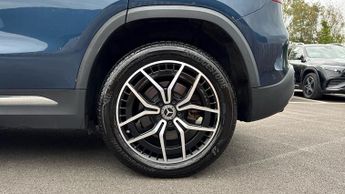 Mercedes-Benz EQA EQA 350 215kW AMG Line Premium 66.5kWh 5dr (Navigation)(Panorami