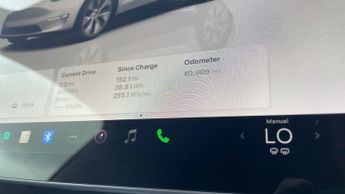 Tesla Model Y Long Range AWD 5dr Auto