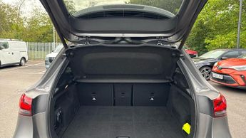 Mercedes-Benz EQA EQA 350 215kW AMG Line Premium 66.5kWh 5dr (Navigation)(Panorami
