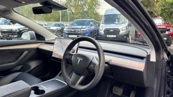 Tesla Model 3 Standard Plus 4dr Auto (Panoramic Glass Roof)(Heated Front Seats
