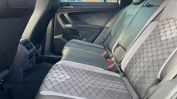 Volkswagen Tiguan 1.5 TSI 150 R-Line 5dr DSG - Heated Front Seats -  Discover Navi