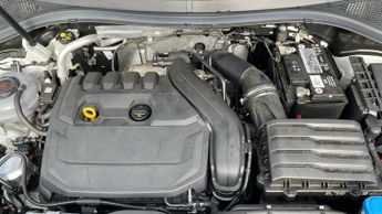 Volkswagen Tiguan 1.5 TSI 150 R-Line 5dr DSG - Heated Front Seats -  Discover Navi