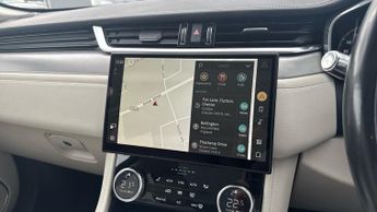 Jaguar F-PACE 2.0 D200 R-Dynamic SE 5dr Auto AWD