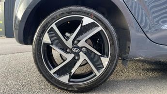 Hyundai i10 1.0 MPi Premium 5dr Auto - Rear Camera - Heated Front Seats