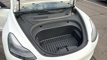 Tesla Model 3 Long Range AWD 4dr Auto