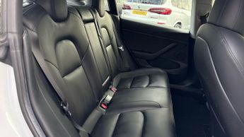 Tesla Model 3 Long Range AWD 4dr Auto