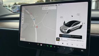 Tesla Model 3 Long Range AWD 4dr Auto