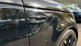 Land Rover Range Rover Sport 3.0 V6 S/C HSE Dynamic 5dr Auto With Heated Seats and Sliding Pa