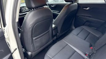 Kia Stonic 1.0T GDi Maxx 5dr Auto (Apple Carplay/Android Auto)(Rear Parking