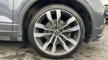Volkswagen T Roc 1.5 TSI R-Line 2dr DSG (Front/Rear Parking Sensors)(Adaptive Cru
