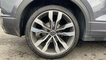 Volkswagen T Roc 1.5 TSI R-Line 2dr DSG (Front/Rear Parking Sensors)(Adaptive Cru