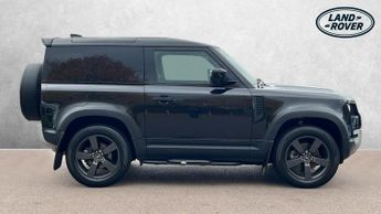 Land Rover Defender 3.0 D200 Hard Top With Heated Seats and 3D Surround Camera
