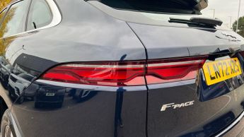 Jaguar F-PACE 2.0 D200 R-Dynamic S 5dr Auto AWD With Heated Seats and Fixed Pa