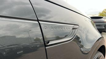 Land Rover Discovery 3.0 D300 R-Dynamic HSE 5dr Auto With Climate Front Seats and Fix