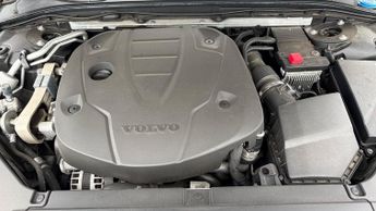 Volvo S90 2.0 D4 R Design 4dr Geartronic (Front/Rear Parking Sensors)(Navi