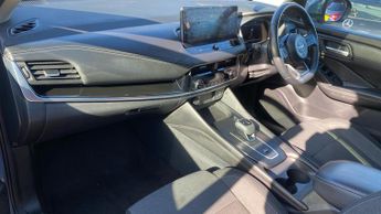 Nissan Qashqai 1.3 DiG-T MH 158 N-Connecta 5dr Xtronic