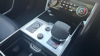 Land Rover Range Rover 3.0 D350 HSE 4dr Auto - 23 inch Black Alloys - Sliding Panoramic