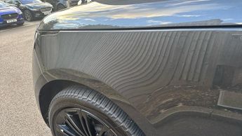 Land Rover Range Rover 3.0 D350 HSE 4dr Auto - 23 inch Black Alloys - Sliding Panoramic