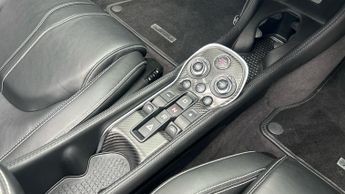 McLaren 570S Spider V8 2dr SSG Auto