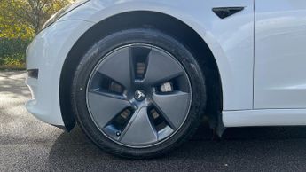 Tesla Model 3 Long Range AWD 4dr Auto (Fixed Glass Roof)(Heated Front Seats)(N